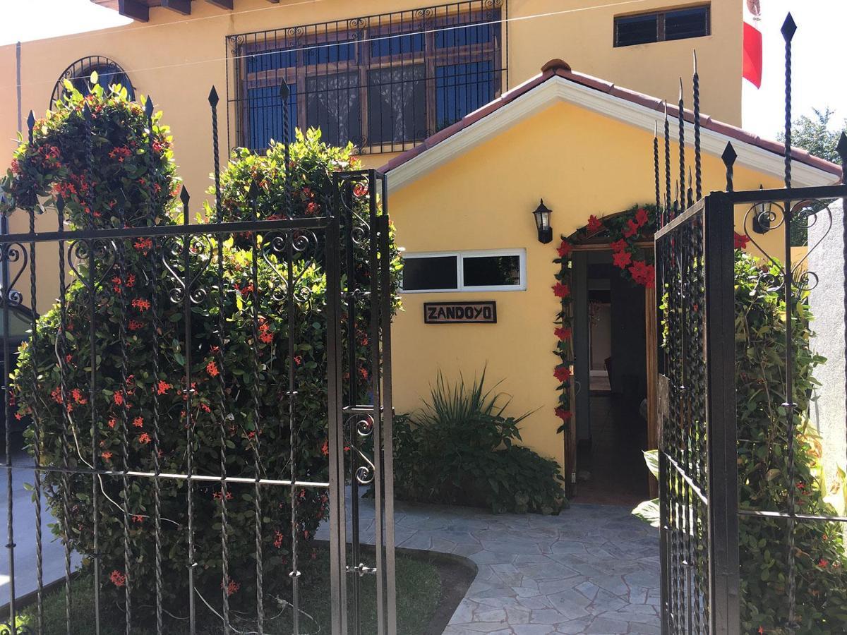 Zandoyo Bed & Breakfast Puerto Escondido  Luaran gambar